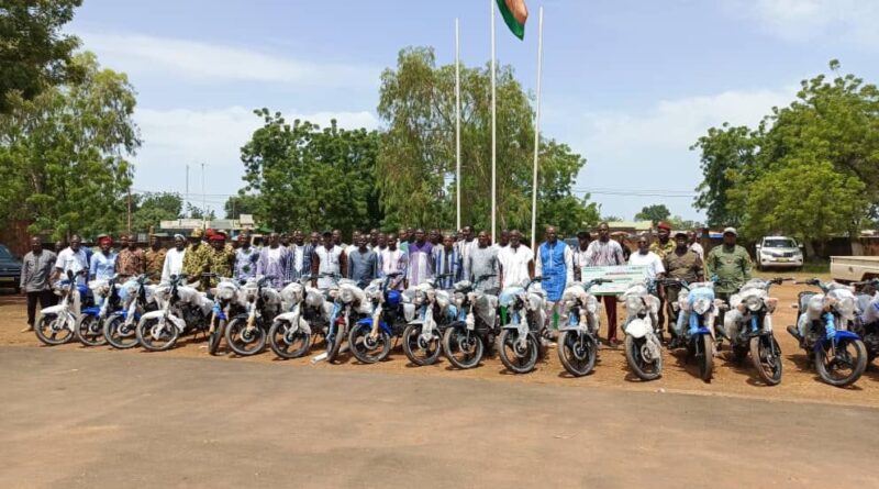 Engagement patriotique : l’Initiative Urgence TAPOA mobilise plus de 23 millions FCFA pour soutenir les FDS et VDP