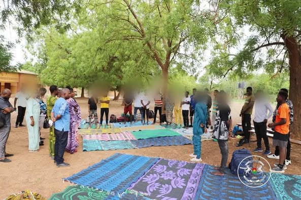 Rapatriés du Ghana : 22 jeunes Burkinabè échappent à l’illusion migratoire et reviennent avec l’espoir