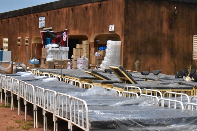 Fada N’Gourma : la Croix-Rouge burkinabè renforce la santé communautaire avec des kits et des vélos