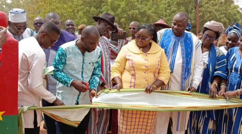 Foire des Teinturières et Tisseuses de Fada N'Gourma : Une Vitrine pour le Textile Burkinabè
